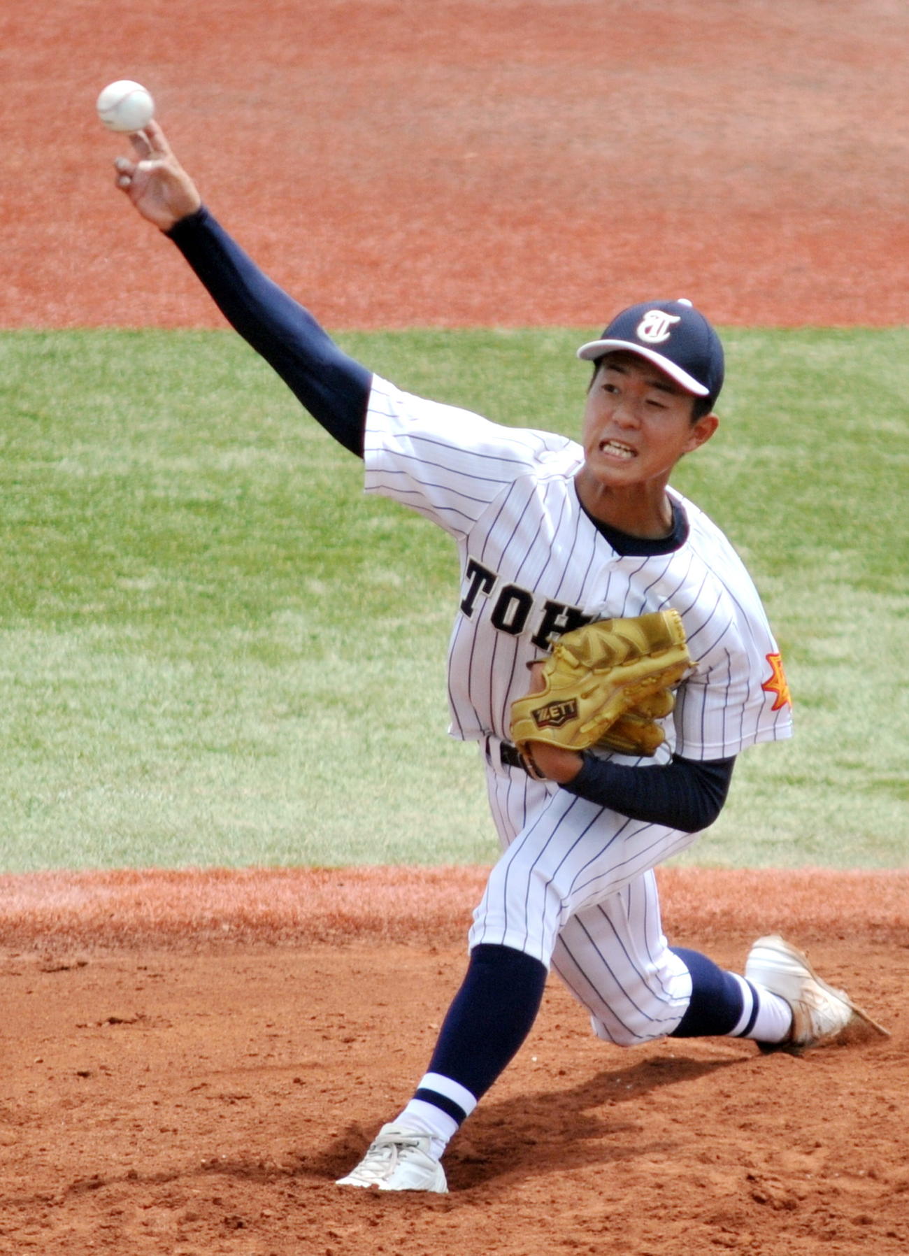 7回を散発2安打に抑えた東北のエース岩佐