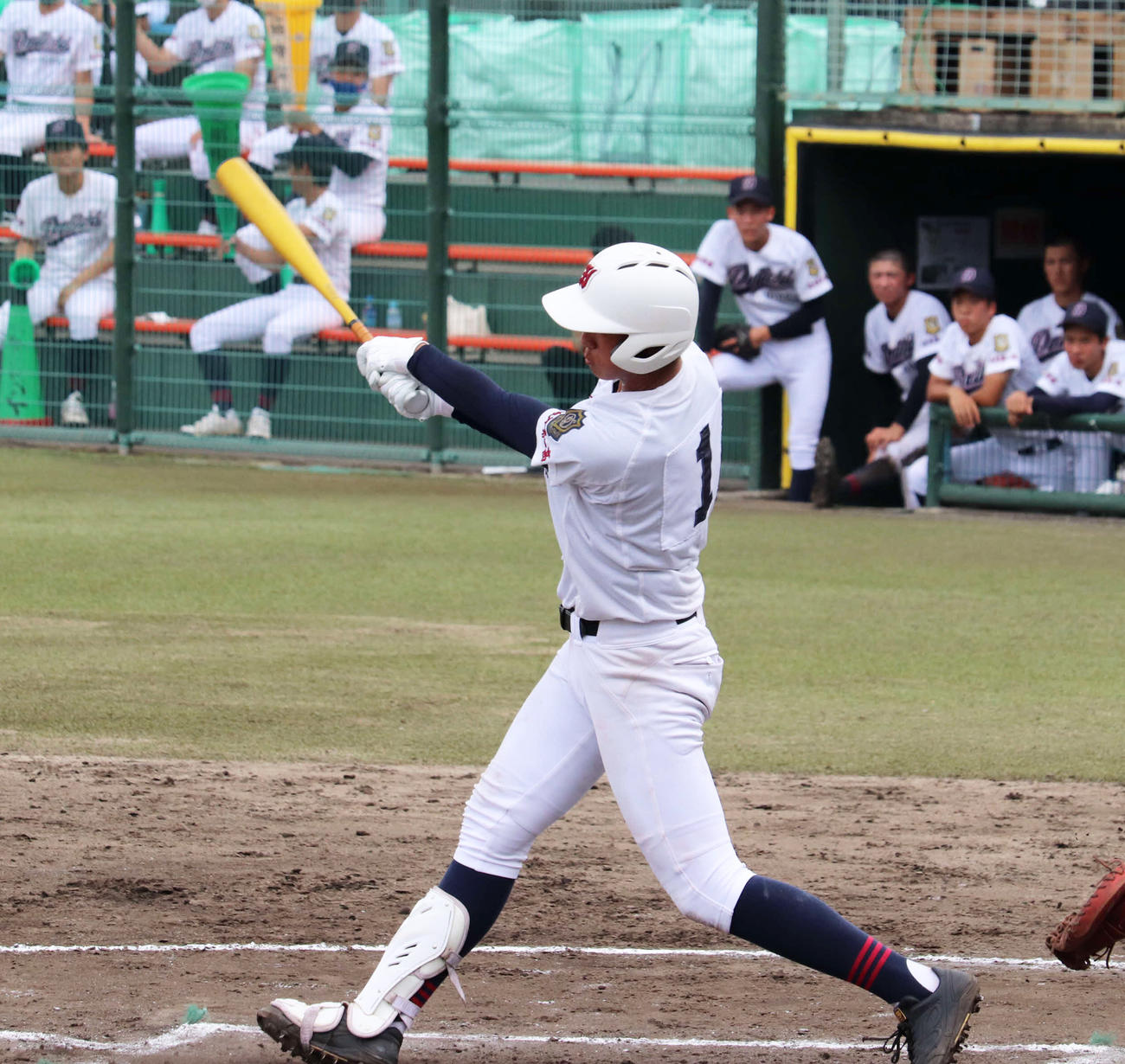 岐阜第一・阪口は適時打を放つ（撮影・山崎健太）
