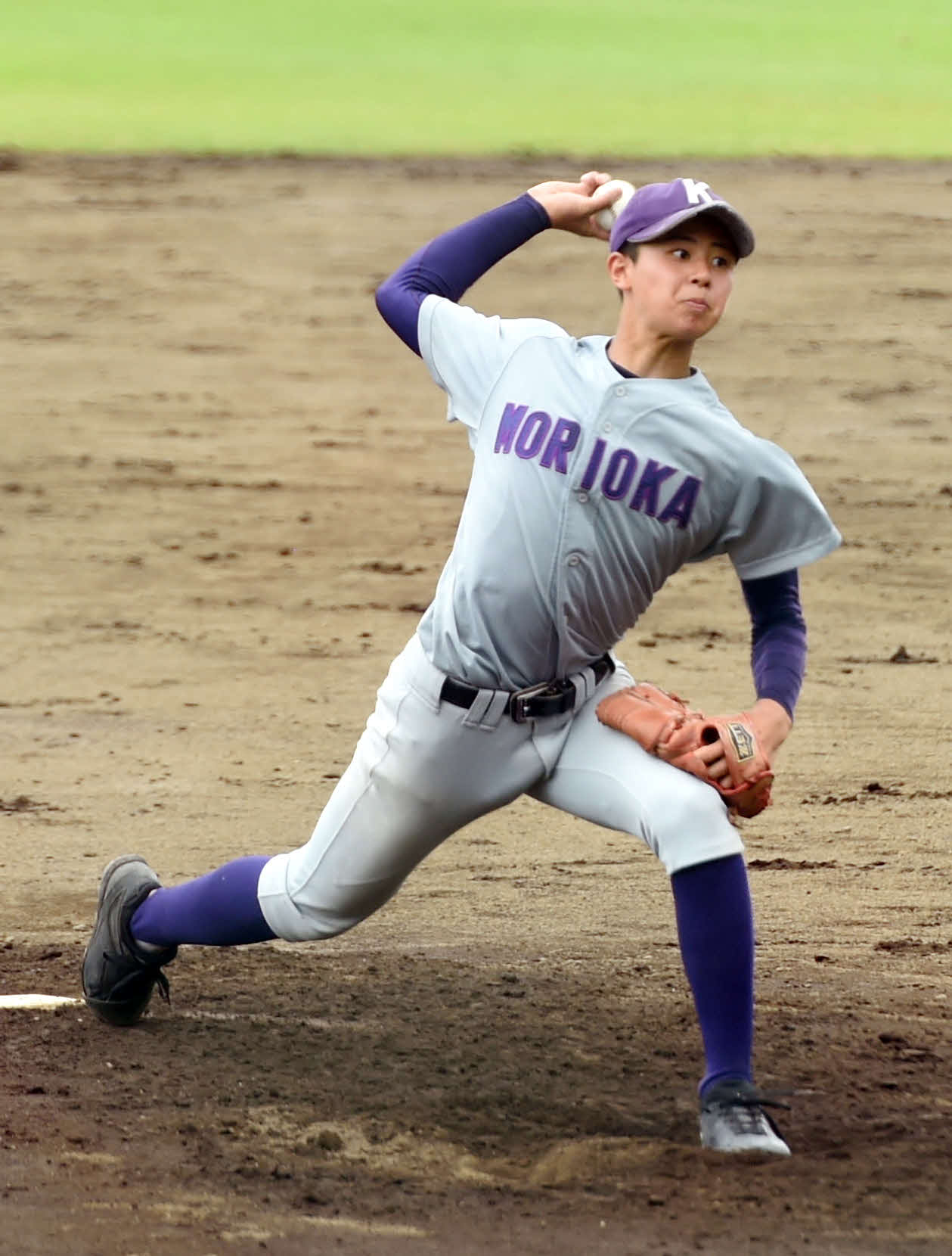 力投する盛岡工・五日市