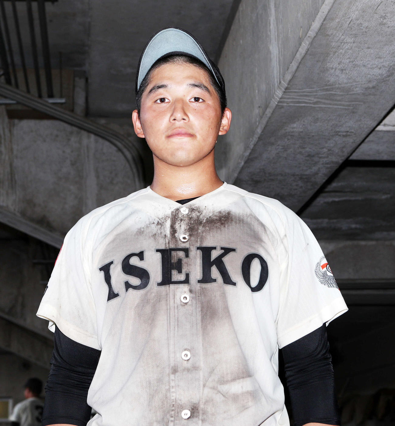 伊勢崎工対前橋商　試合後撮影に応じる伊勢崎工・山田主将（撮影・関根直人）