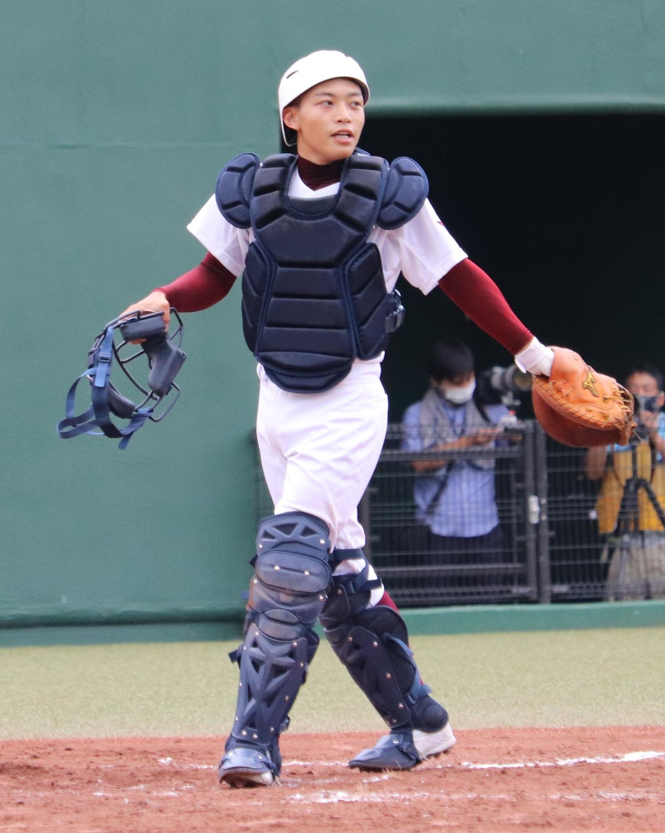 八丈対城東　主将としてチームを引っ張った八丈・菊池絆（撮影・古川真弥）