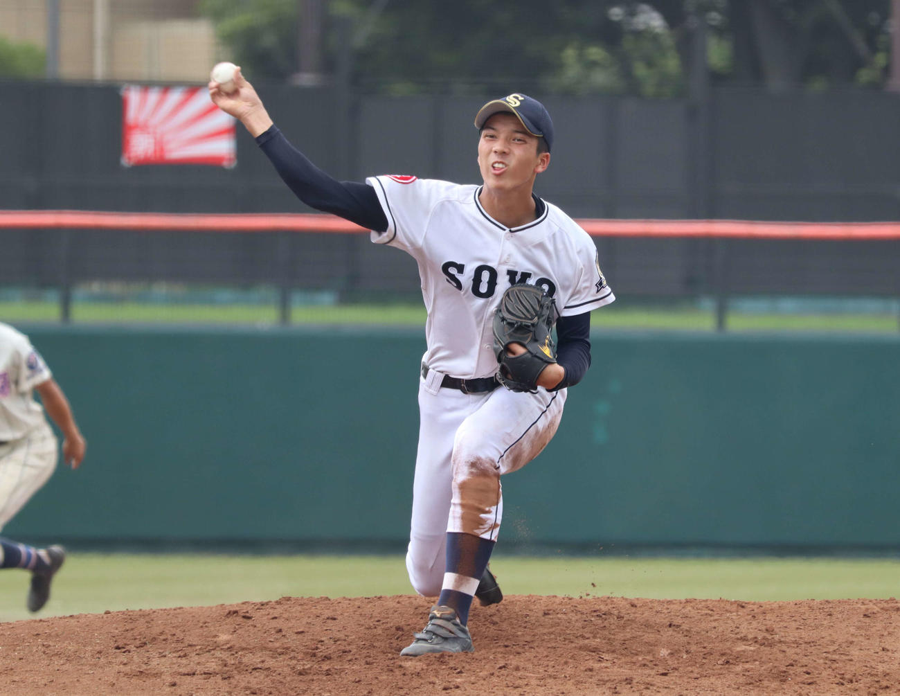 横浜桜陽対相洋　力投する相洋・二宮（撮影・勝部晃多）