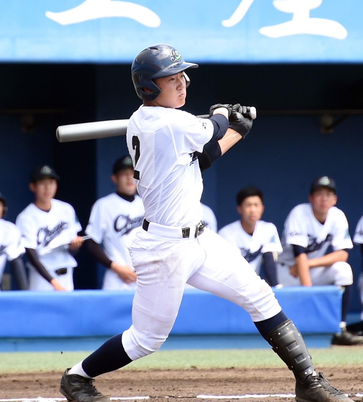 秋田中央対十和田　1回表秋田中央1死三塁、先制の右前適時打を放つ野呂田（撮影・山田愛斗）