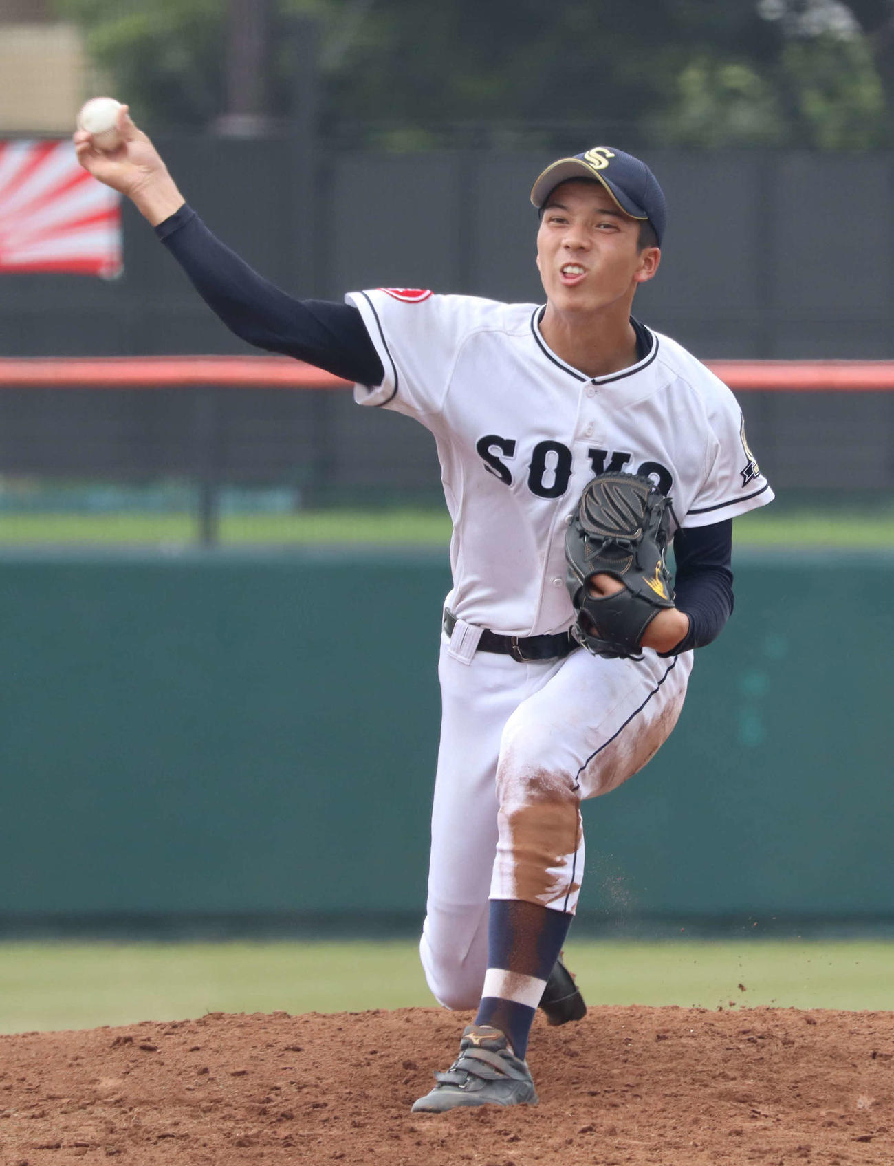 横浜桜陽対相洋　力投する相洋・二宮（撮影・勝部晃多）