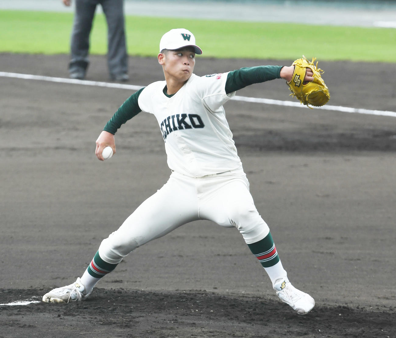 県和歌山対市和歌山　先発する市和歌山・小園（撮影・和賀正仁）