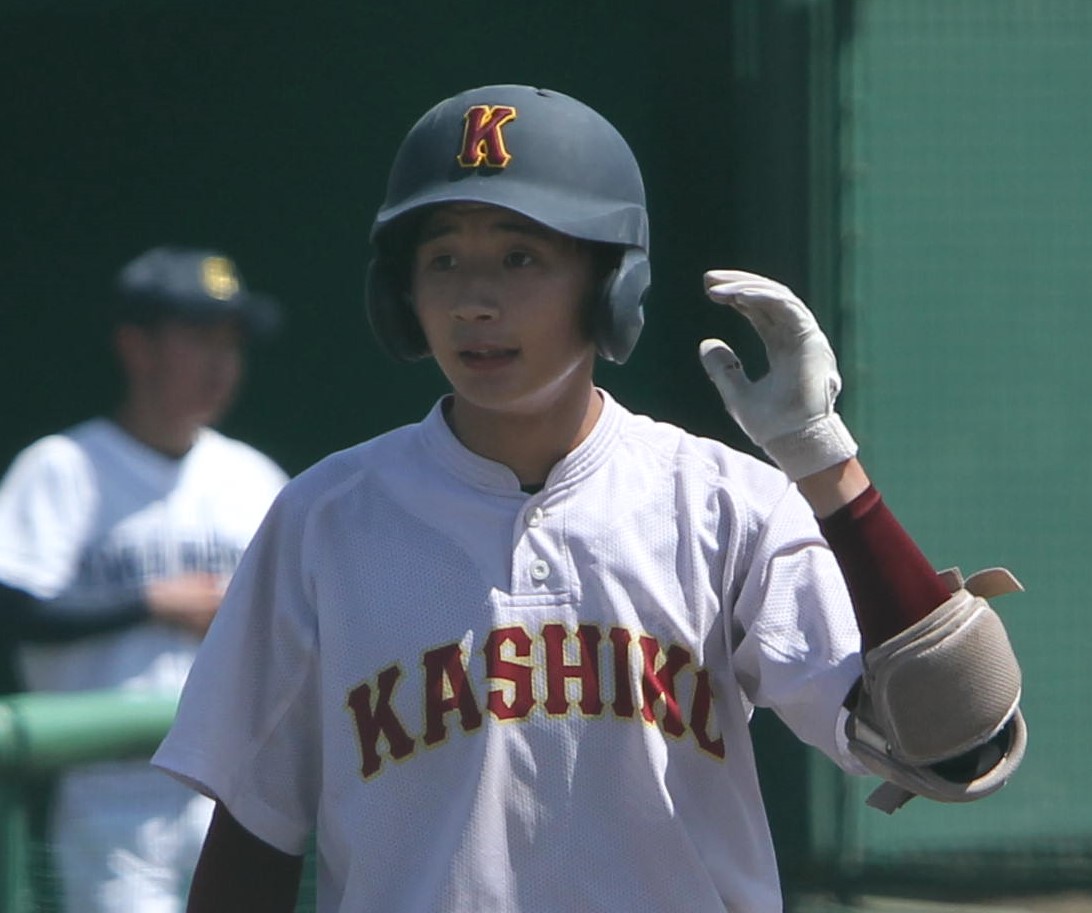 先制打で打線に勢いをつけた柏崎工・村松（撮影　飯嶋聡美）