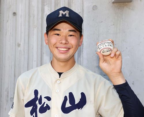 松山が４回戦進出 佐藤芳樹が二刀流 ７回途中２失点好投 高校１号 埼玉 高校野球夏の地方大会写真ニュース 日刊スポーツ