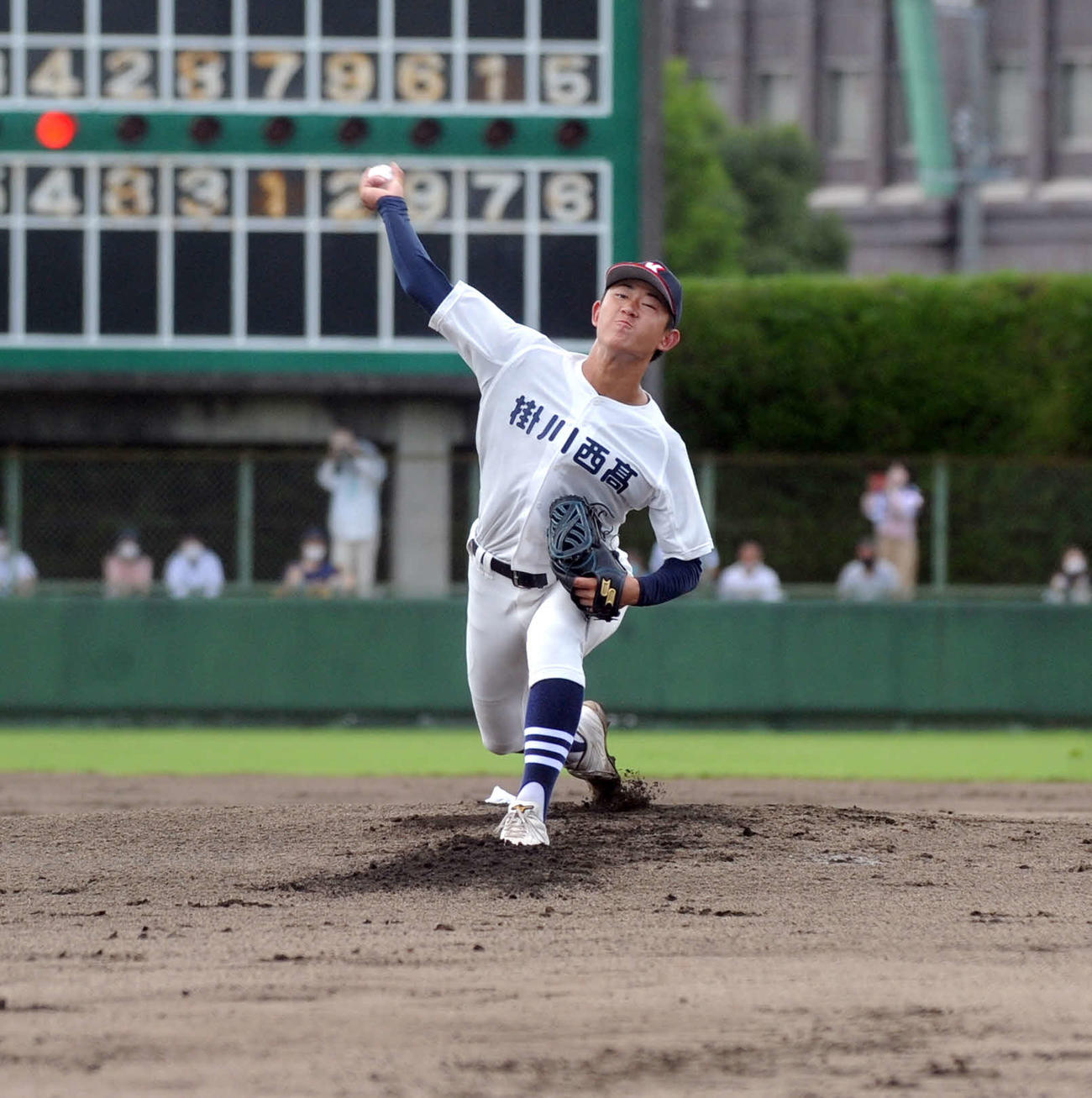 先発して5回無失点の掛川西・榊原
