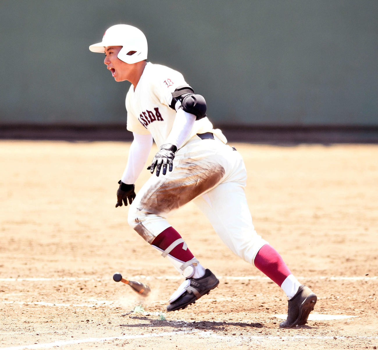 佼成学園対早実　4回裏早実1死一、三塁、清宮は適時打を放つ（撮影・滝沢徹郎）