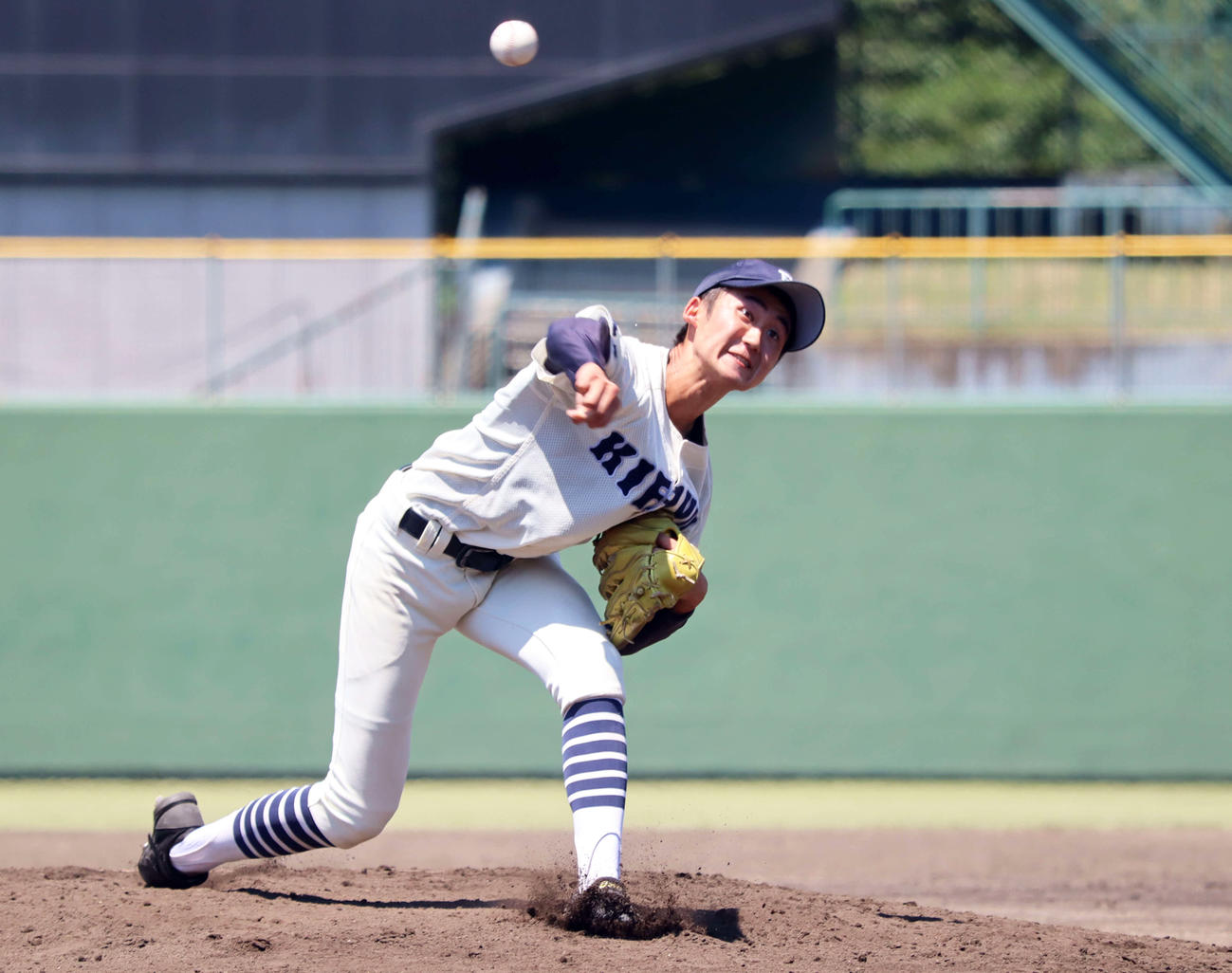 先発する桐生・矢崎（撮影・勝部晃多）