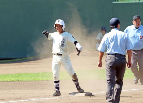 豊多摩７回に一挙８得点で逆転コールド勝ち 平岩監督 勝負強い 西東京 高校野球夏の地方大会写真ニュース 日刊スポーツ