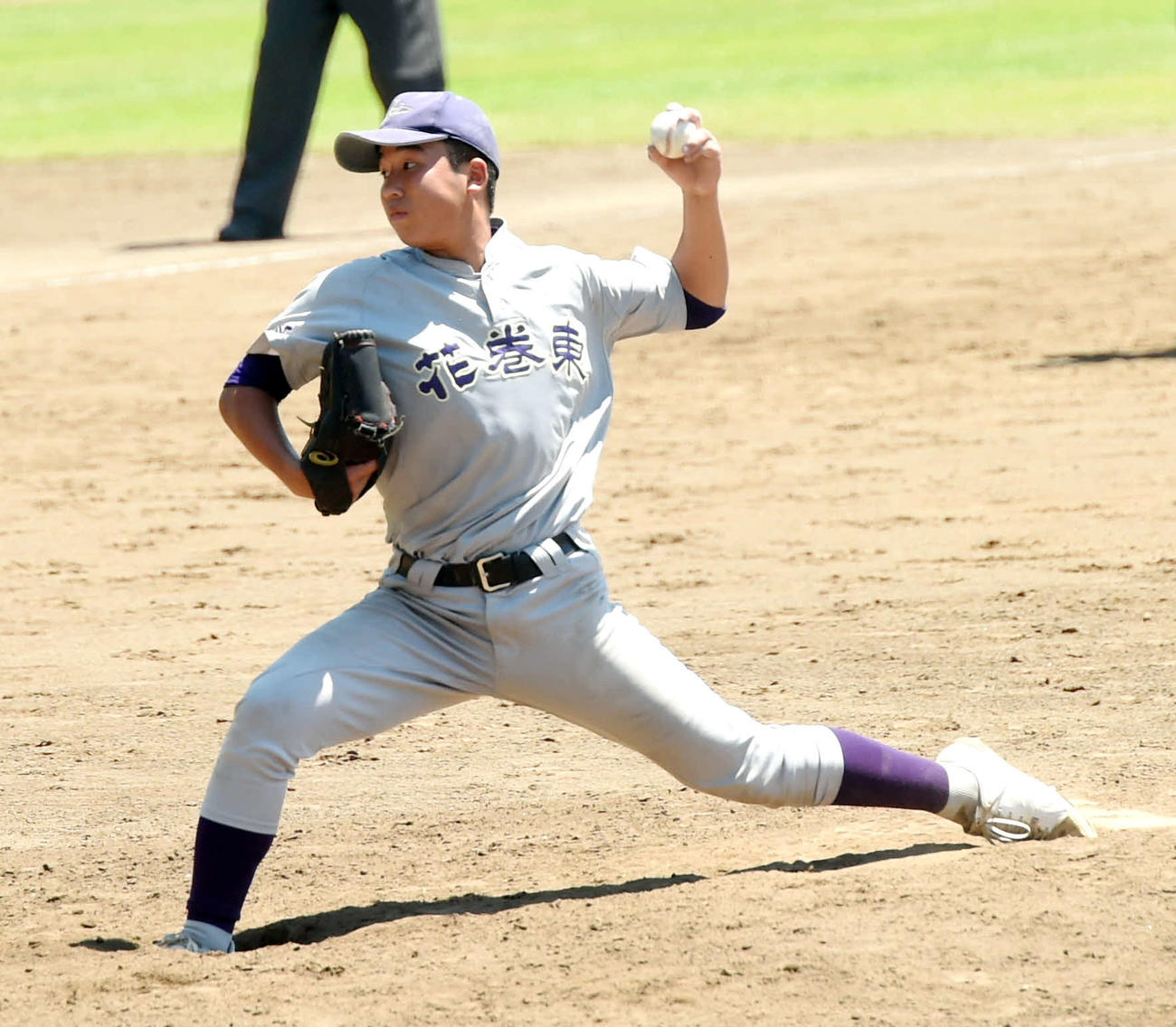 6回途中から救援登板し無失点に抑えた花巻東・万谷