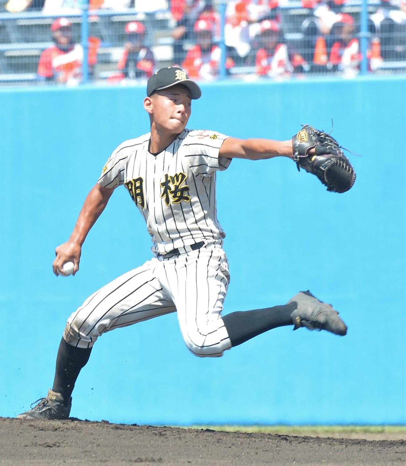 ノースアジア大明桜対横手　先発したノースアジア大明桜・石田一（撮影・佐藤究）
