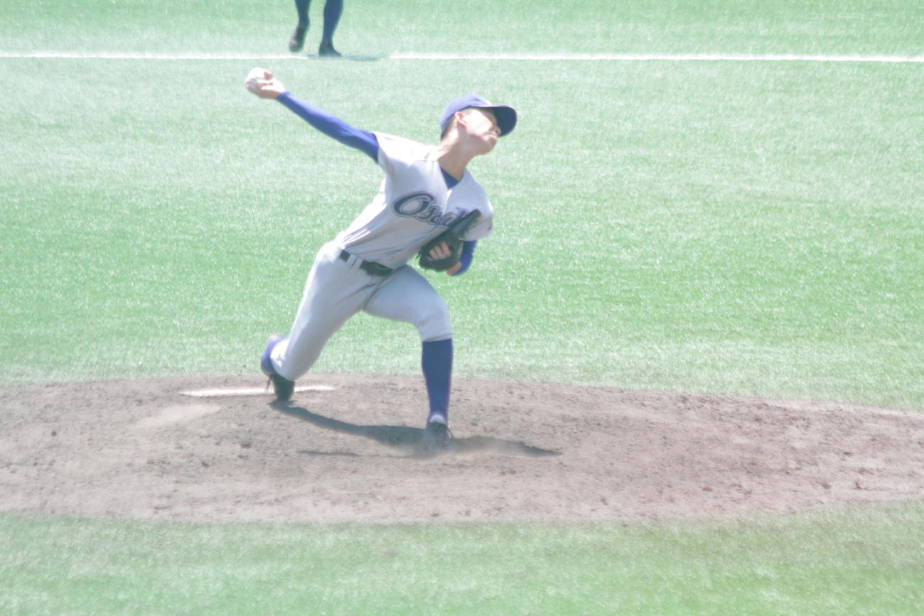 プロ注目の大阪・長友一夢投手が9回2失点完投で勝利に導いた