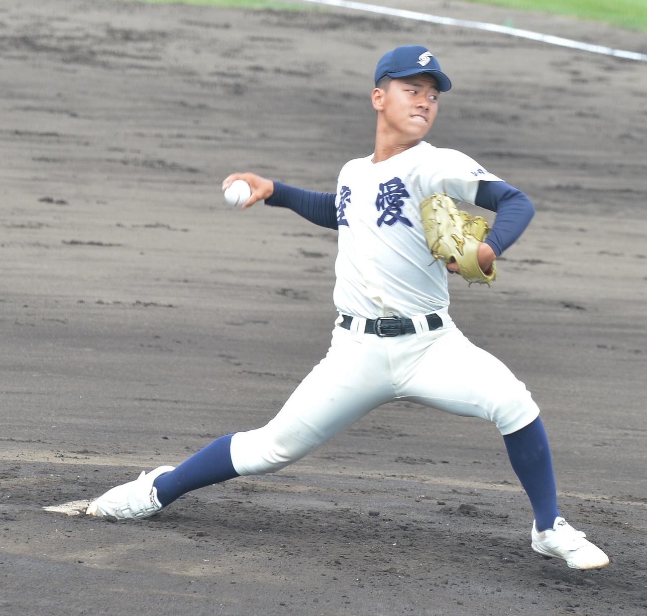 弘前学院聖愛対八戸学院光星　先発した弘前学院聖愛・斎藤禅（撮影・佐藤究）