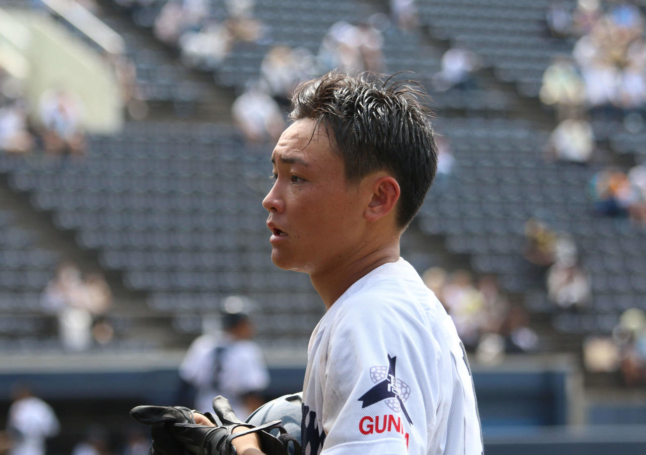 利根商対渋川　6番一塁でフル出場した渋川・鈴木（撮影・木下大輔）