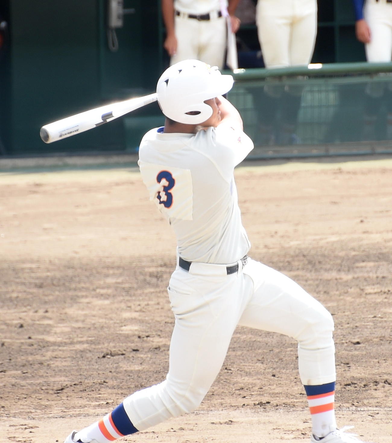 盛岡大付対花巻東　1回表盛岡大付2死、先制のソロ本塁打を放つ金子（撮影・山田愛斗）