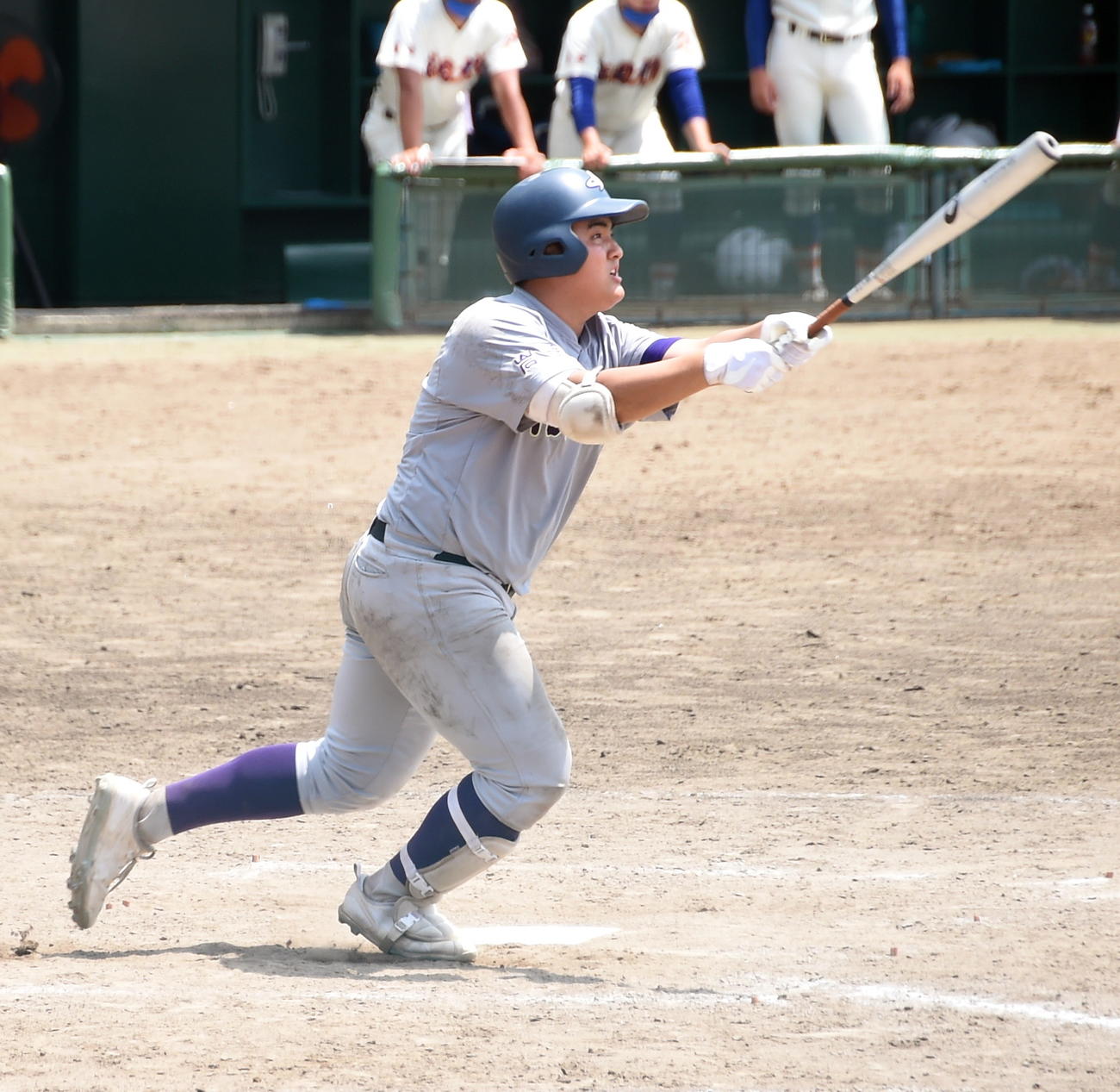 盛岡大付対花巻東　5回裏花巻東2死二、三塁、勝ち越しのチャンスで中飛に倒れる佐々木（撮影・山田愛斗）