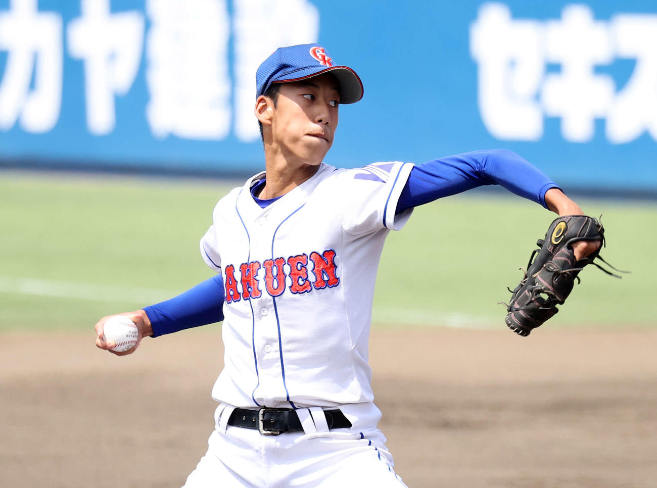 鹿島学園対常総学院　先発し力投する鹿島学園・藪野（撮影・鈴木正人）
