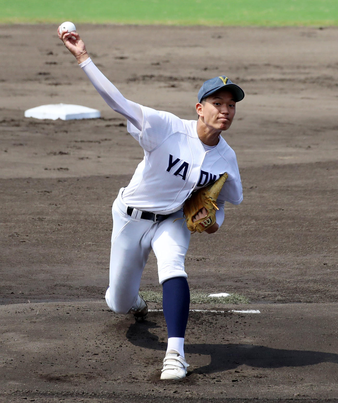 大塚対八尾　大塚戦に先発した八尾の長尾（撮影・加藤哉）