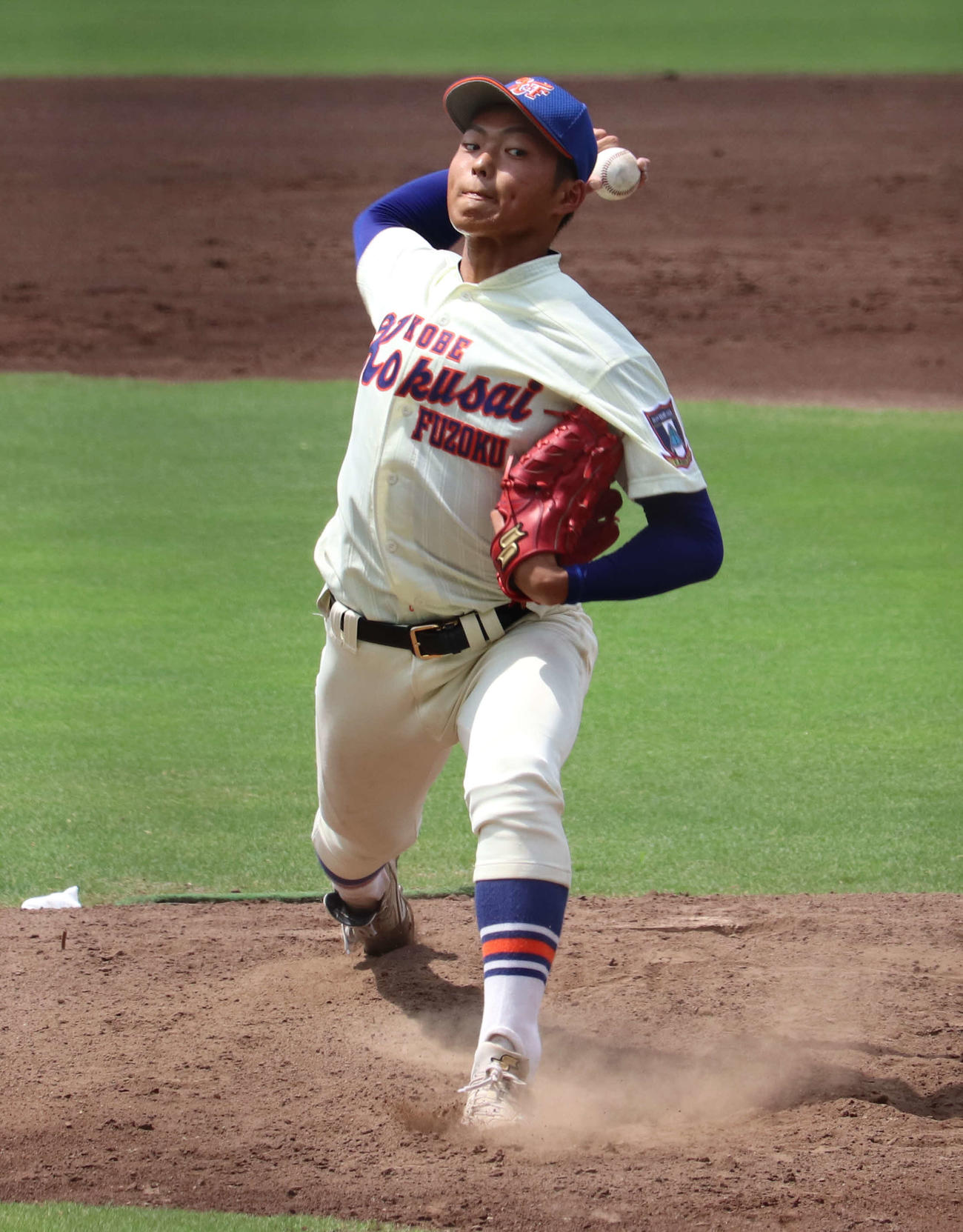 報徳学園戦に先発した阪上翔也投手（撮影・三宅ひとみ）