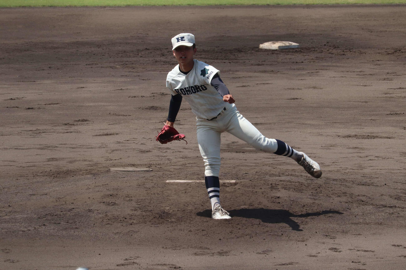 完封し勝利に貢献した興国の田坂祐士（撮影・清水駿斗）