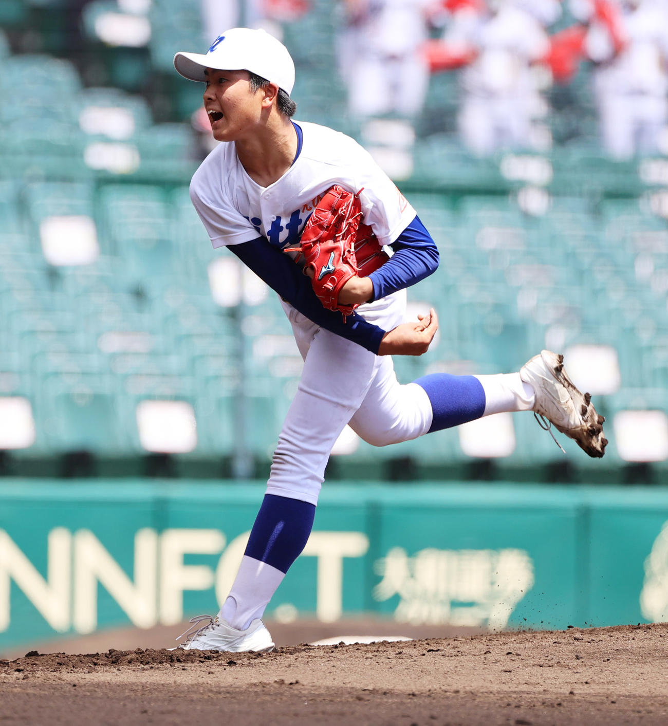 第103回全国高校野球選手権1回戦　新田対静岡　先発の新田・向井（撮影・清水貴仁）