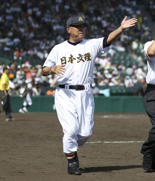 日本文理・大井総監督「楽しんでやってこい」新潟から甲子園のナイン