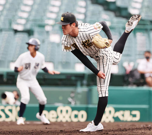 甲子園 明桜 風間球打が今大会最速の152キロ ４番相手にマーク 高校野球夏の甲子園写真ニュース 日刊スポーツ