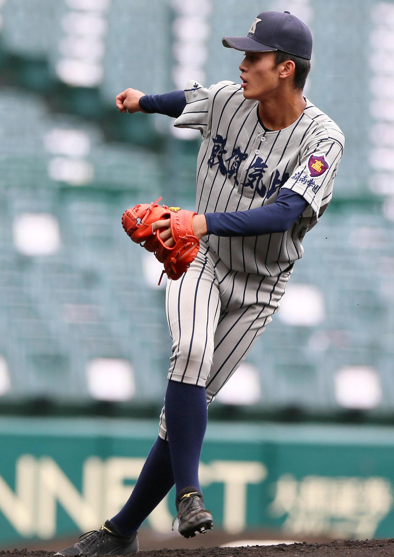 三重対敦賀気比　敦賀気比先発の本田（撮影・上山淳一）