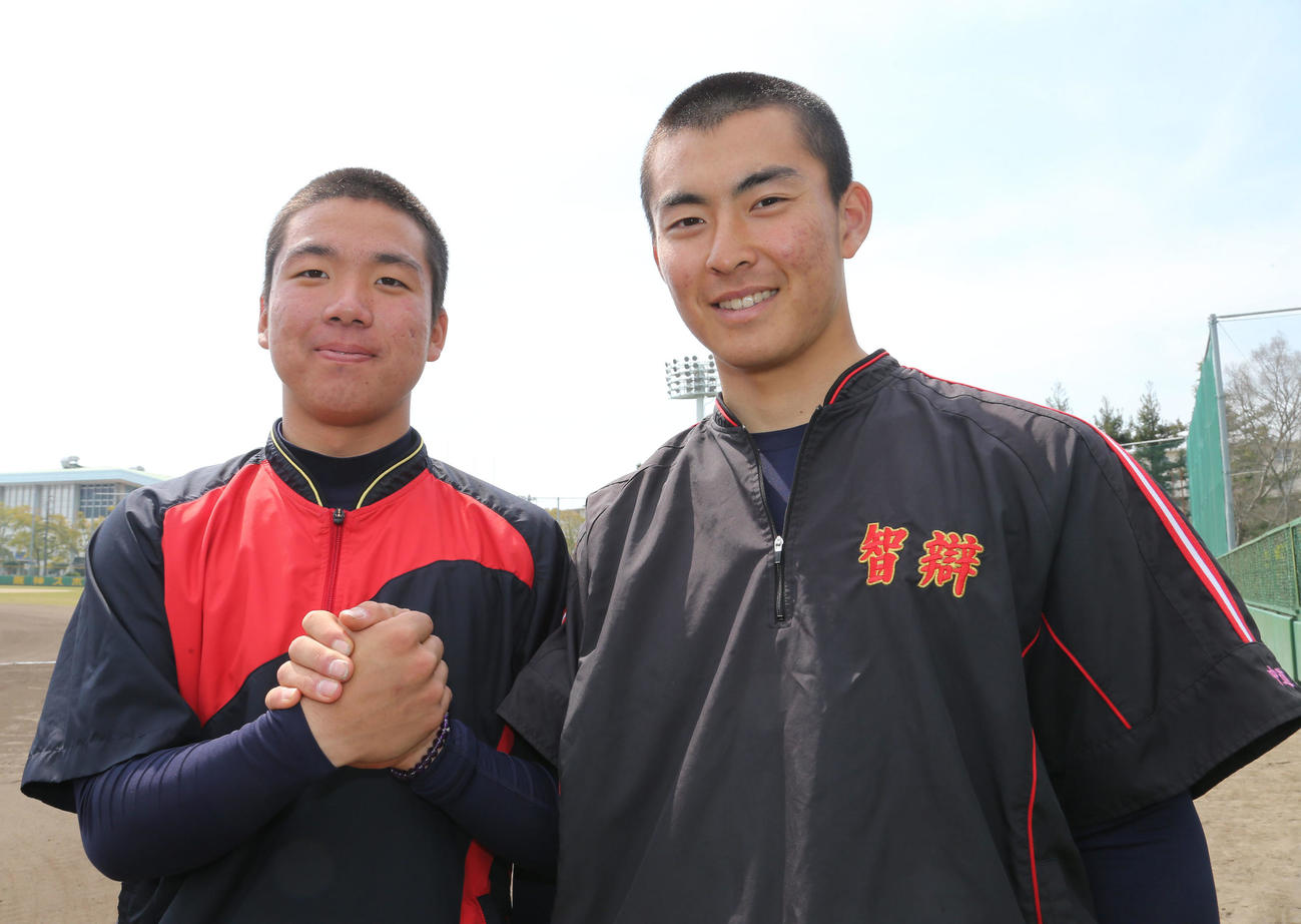 16年3月、智弁学園時代の岡沢智基（右）と村上頌樹