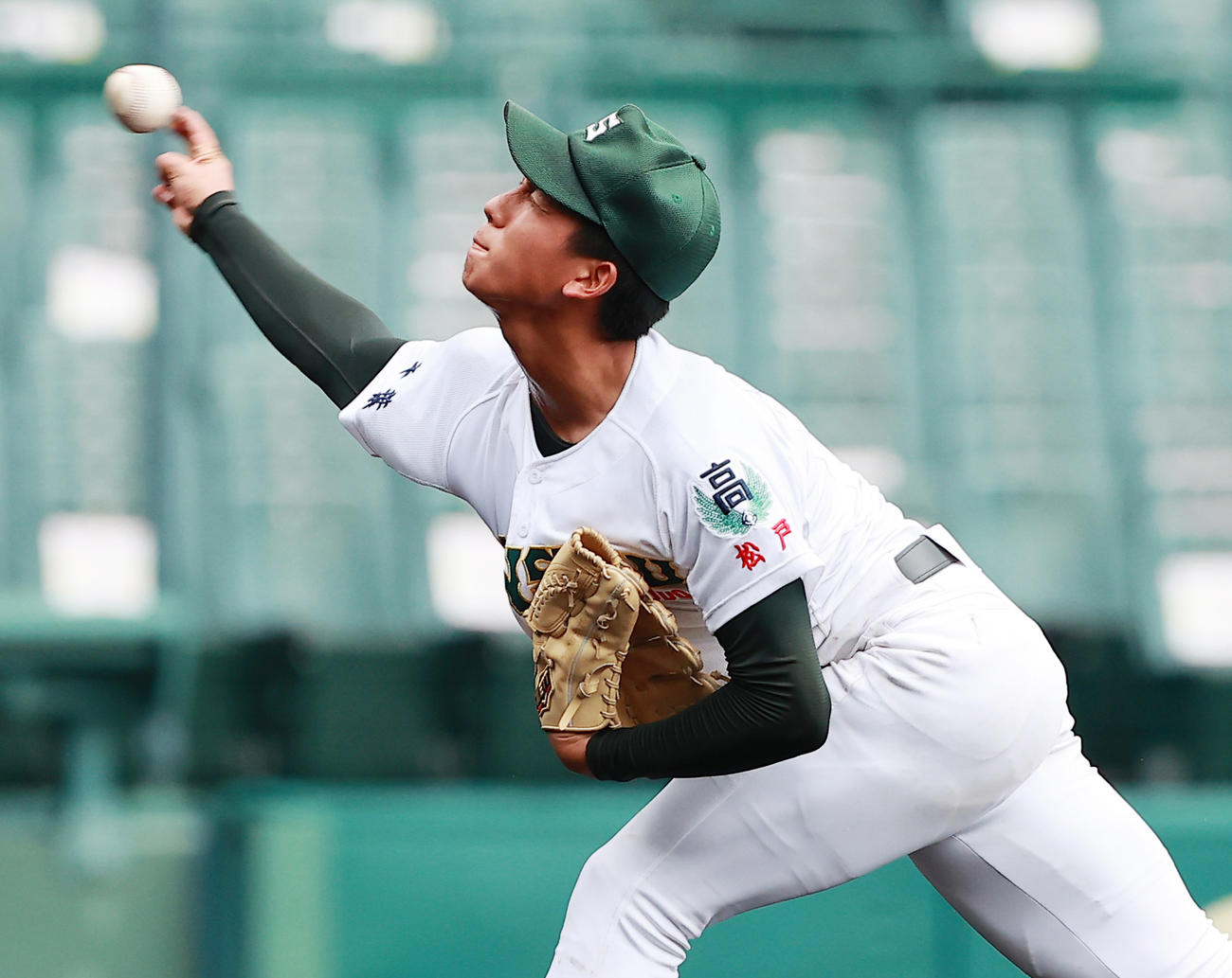 専大松戸・深沢（8月22日撮影・野上伸悟）