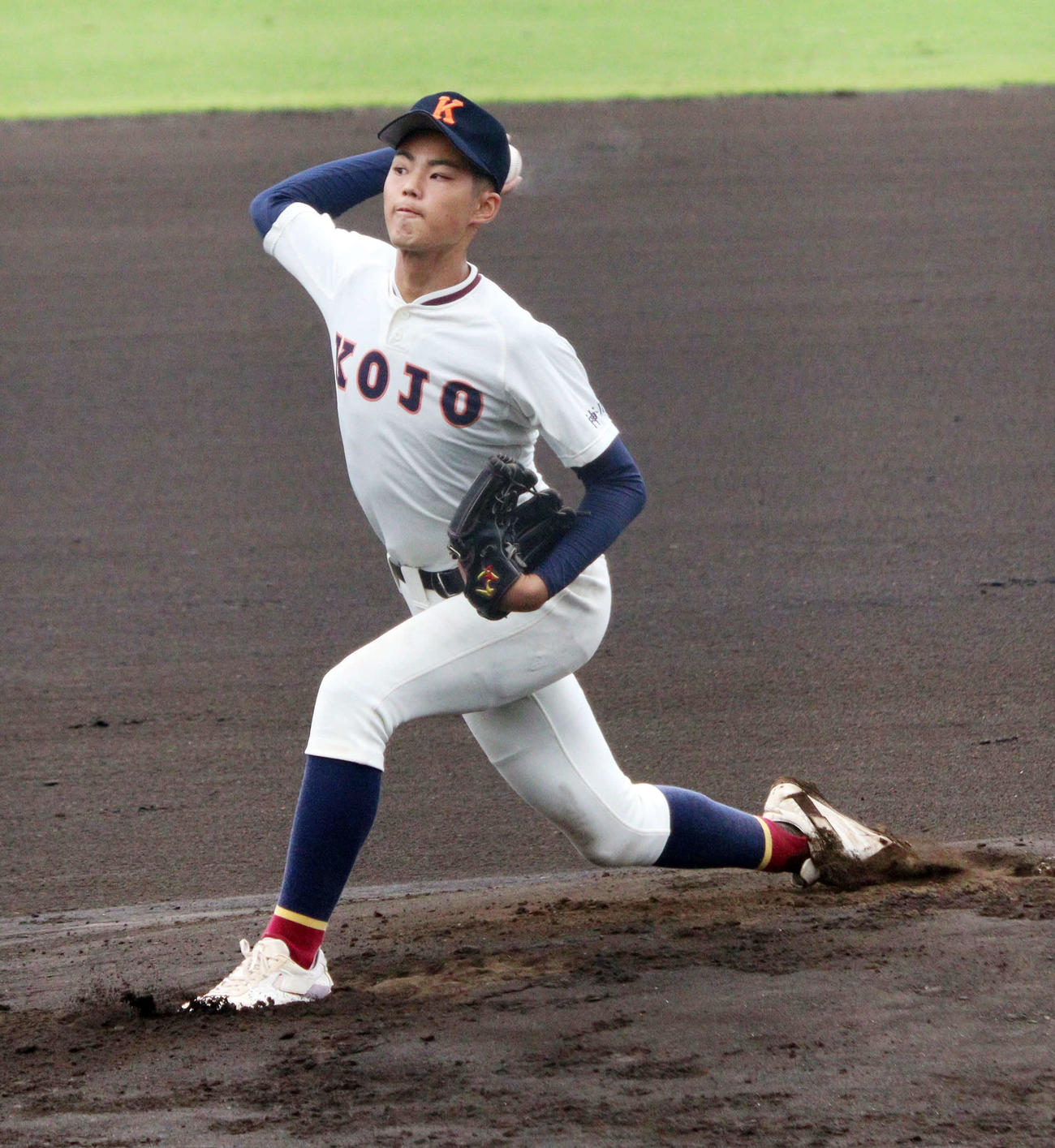 桐光学園対向上　向上先発の佐藤（撮影・関根直人）
