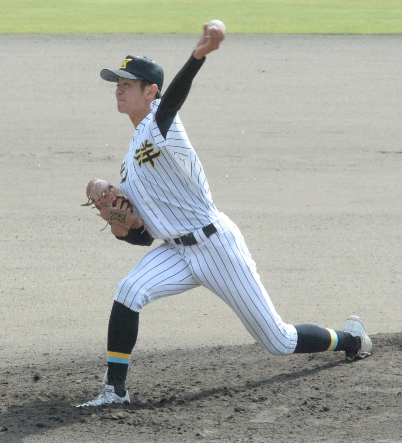 5回から継投した、いわき光洋のエース左腕・鈴木天（撮影・濱本神威）