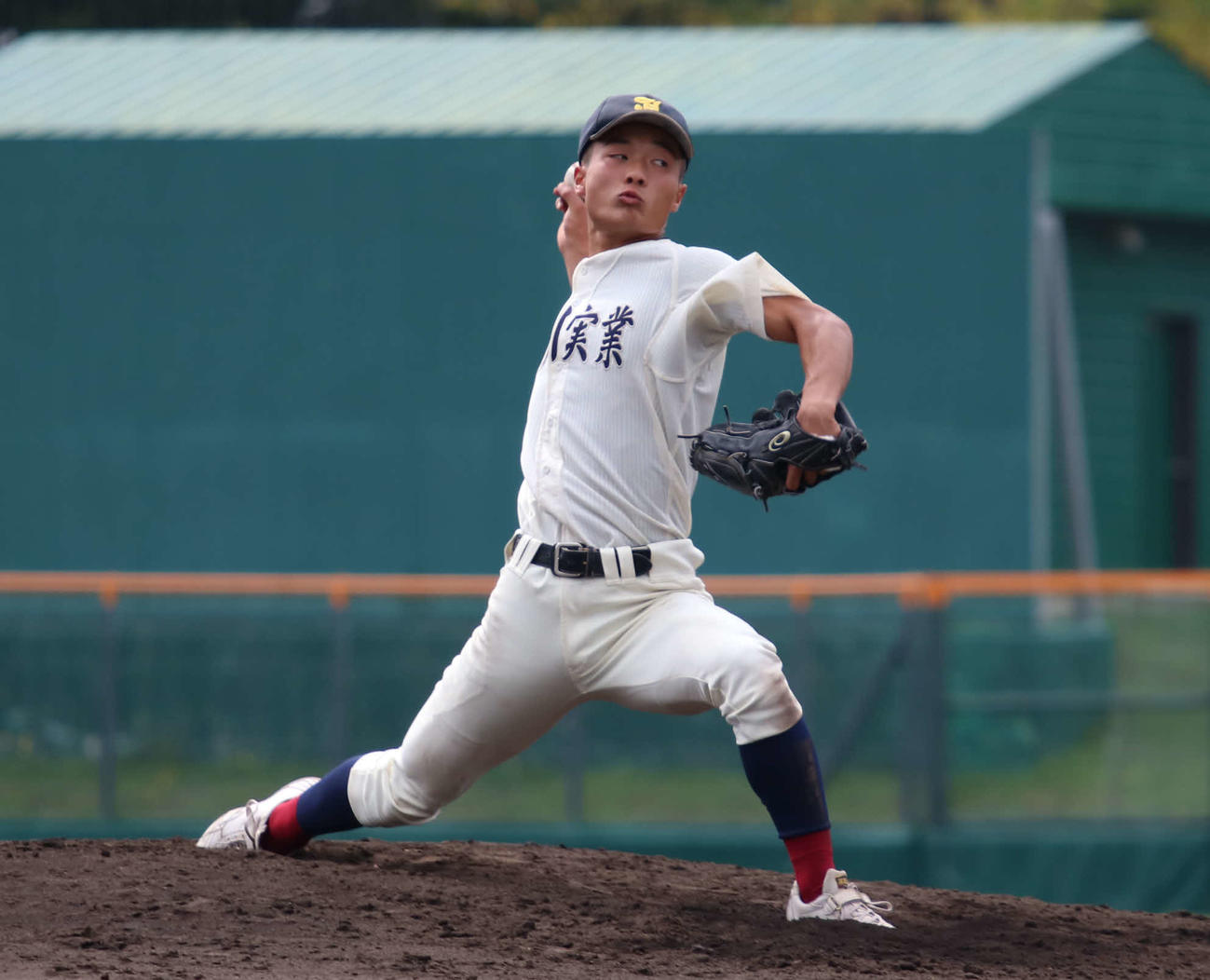 旭川明成対旭川実　2失点で完投した旭川実の佐々木（撮影・山崎純一）