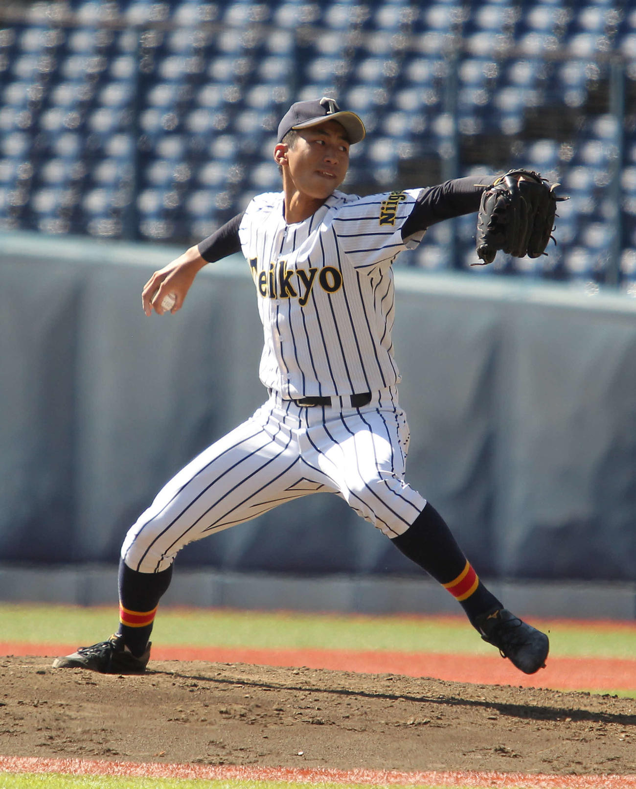 帝京長岡の茨木は13奪三振の快投で公式戦初完封