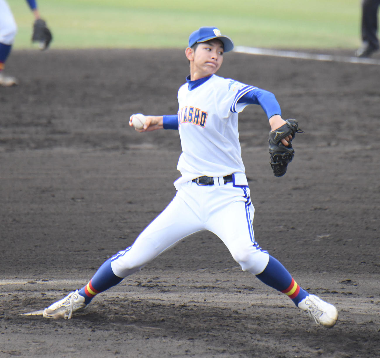 金光大阪対高田商　高田商2番手の鶴川内陽（撮影・滝沢美穂子）