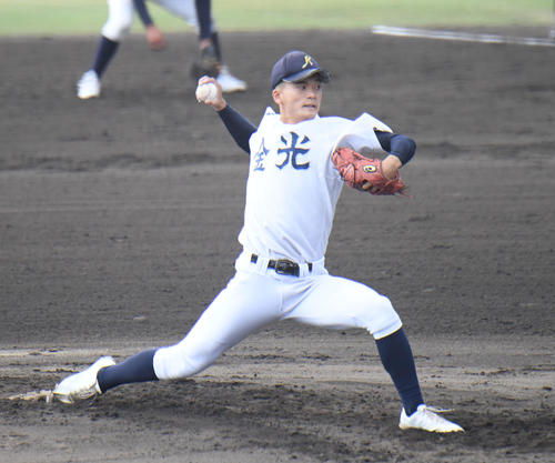 金光大阪対高田商　金光大阪先発の古川温生（撮影・滝沢美穂子）