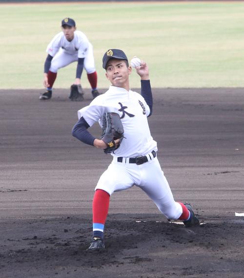 興南対大島　先発の大島・大野稼頭央投手（撮影・菊川光一）
