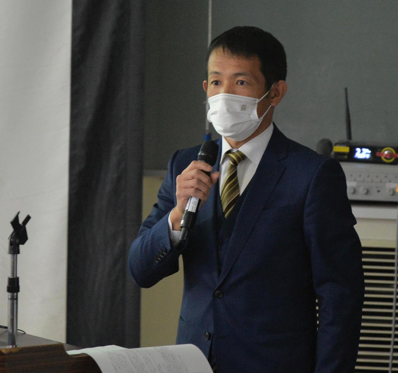 講演会を行う星稜・林監督（撮影・佐藤究）