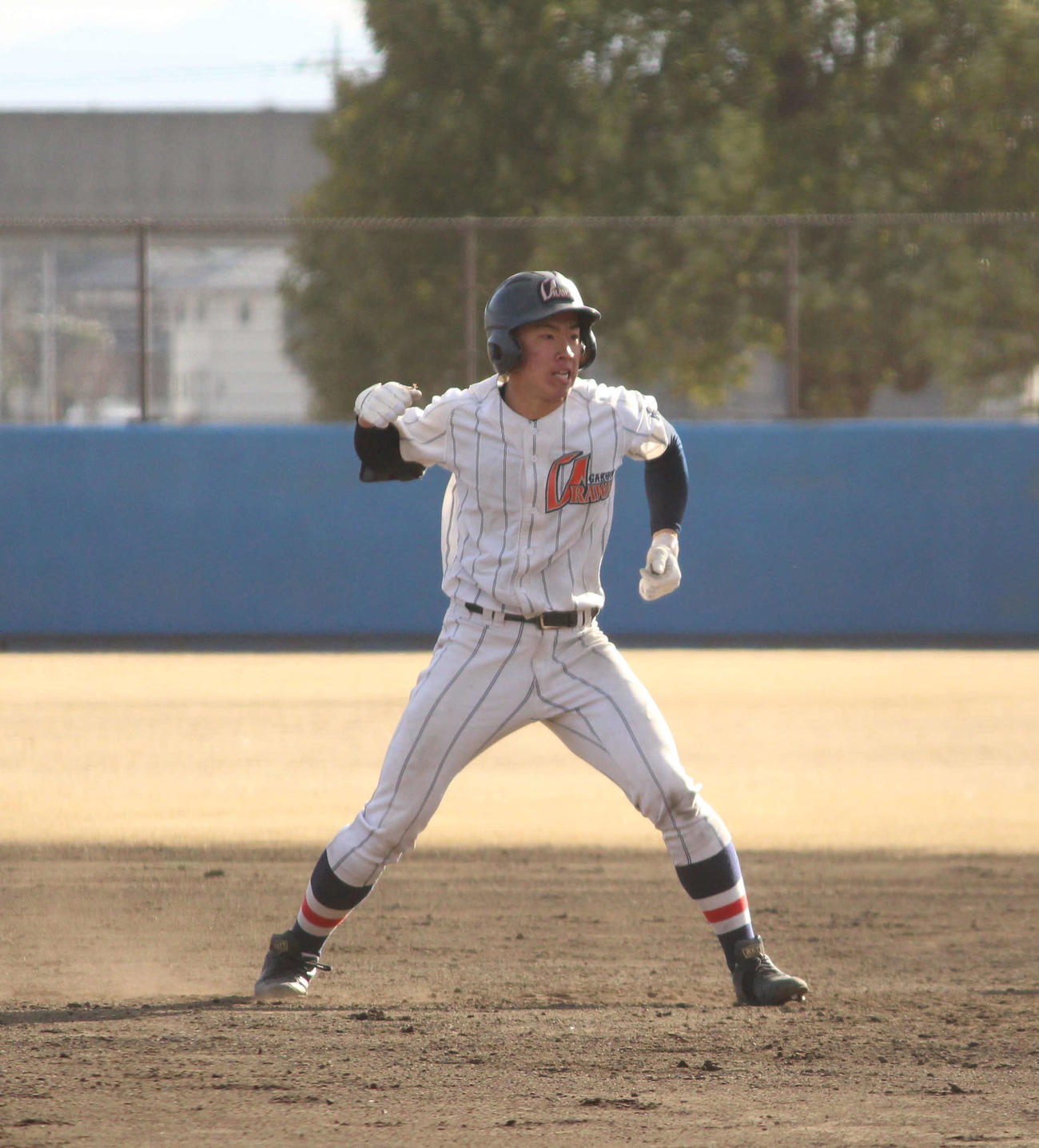 浦和学院対八王子学園八王子　8回表浦和学院無死二塁、一時逆転となる中前適時打を放ち喜ぶ大勝（撮影・保坂恭子）