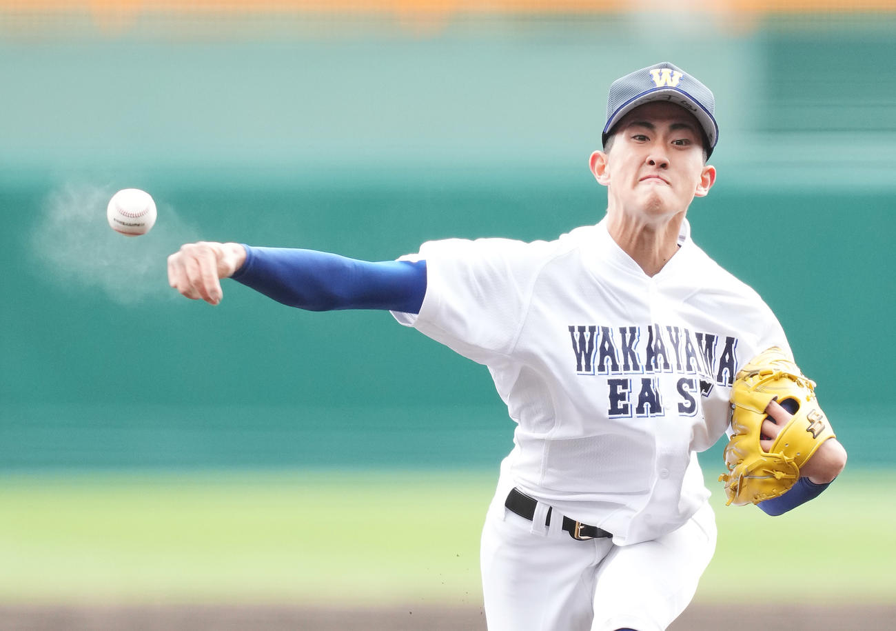 和歌山東対倉敷工　和歌山東先発の麻田（撮影・菅敏）