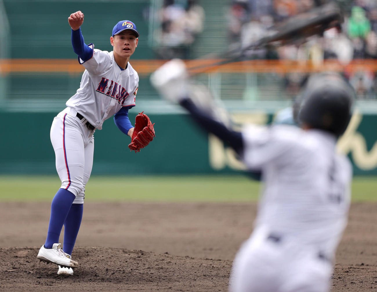 大島対明秀学園日立　力投する明秀学園日立先発の猪俣（撮影・上山淳一）
