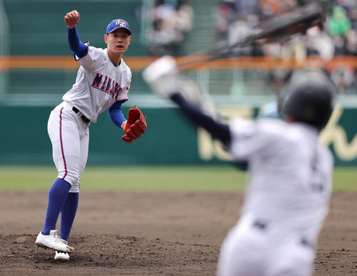 大島対明秀学園日立　力投する明秀学園日立先発の猪俣（撮影・上山淳一）