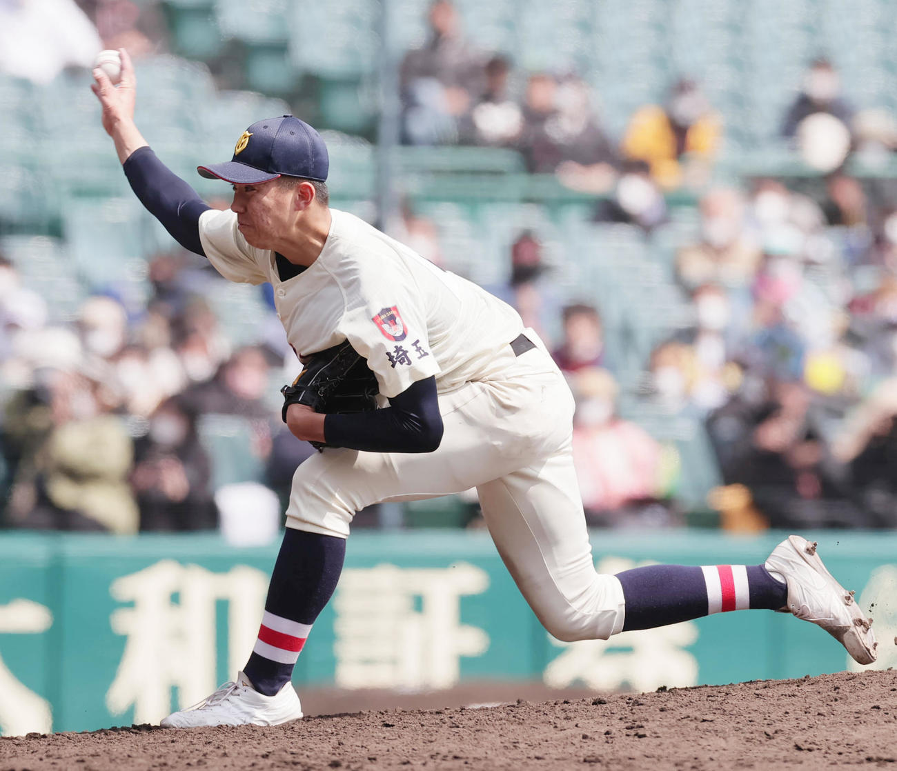 和歌山東対浦和学院　力投する浦和学院・金田（撮影・野上伸悟）