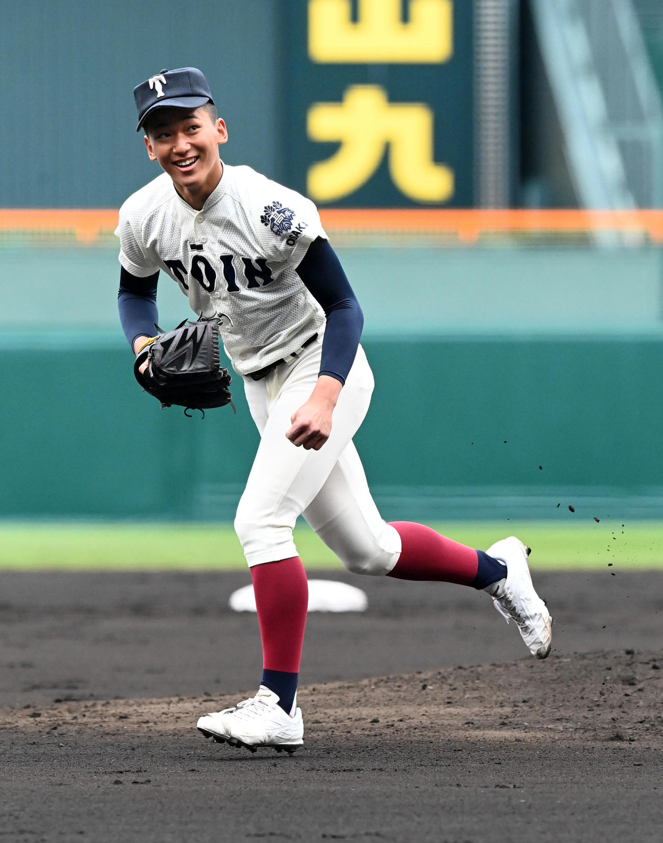 近江対大阪桐蔭　大阪桐蔭先発の前田（撮影・前岡正明）
