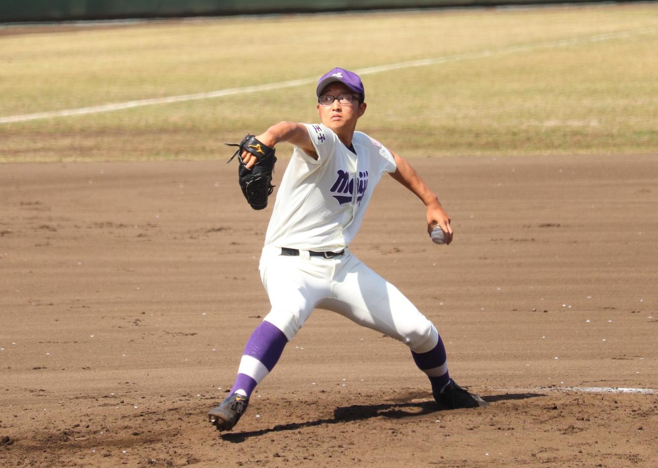 明大中野八王子対調布南　先発した渡辺晴登投手（撮影・阿部泰斉）