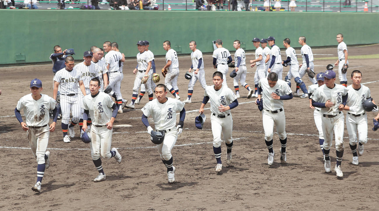 国学院久我山 帝京に完敗で年ぶり春４強ならず 日本ハム矢野コーチの長男丈太郎は無安打 高校野球 日刊スポーツ