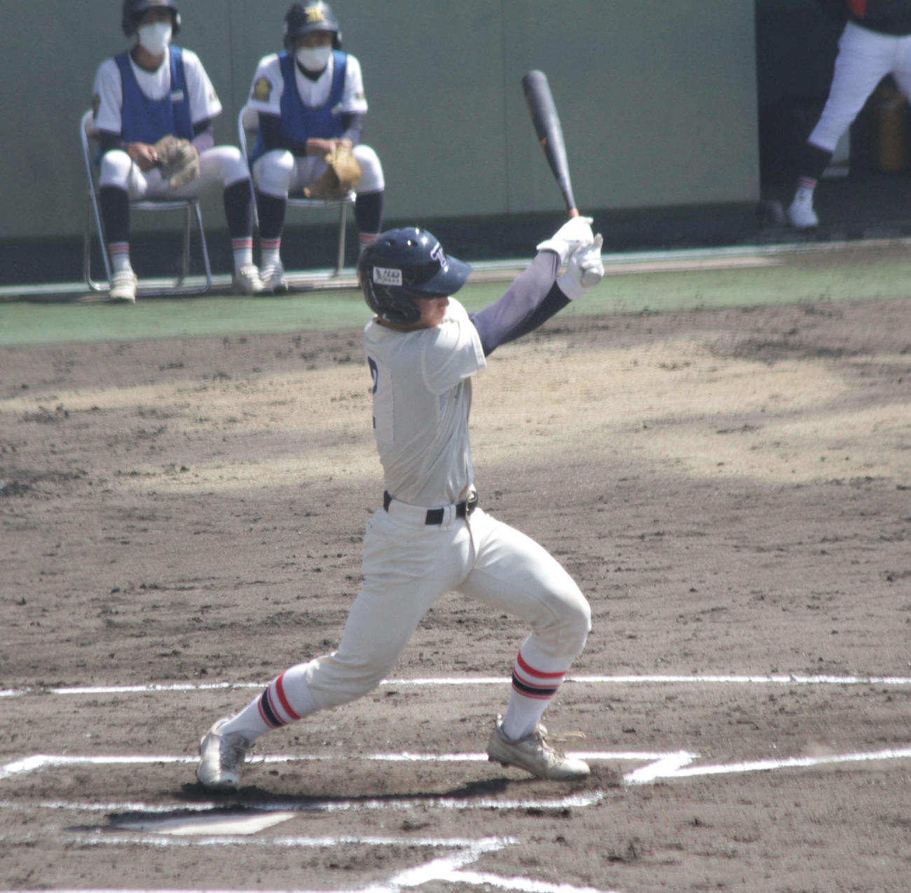 東洋大姫路の村崎心捕手は公式戦初の3安打を放った
