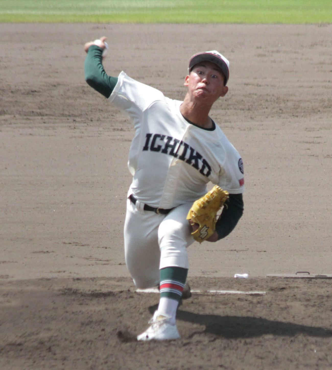 市和歌山の米田天翼投手が先発し、序盤から安定した投球を見せた